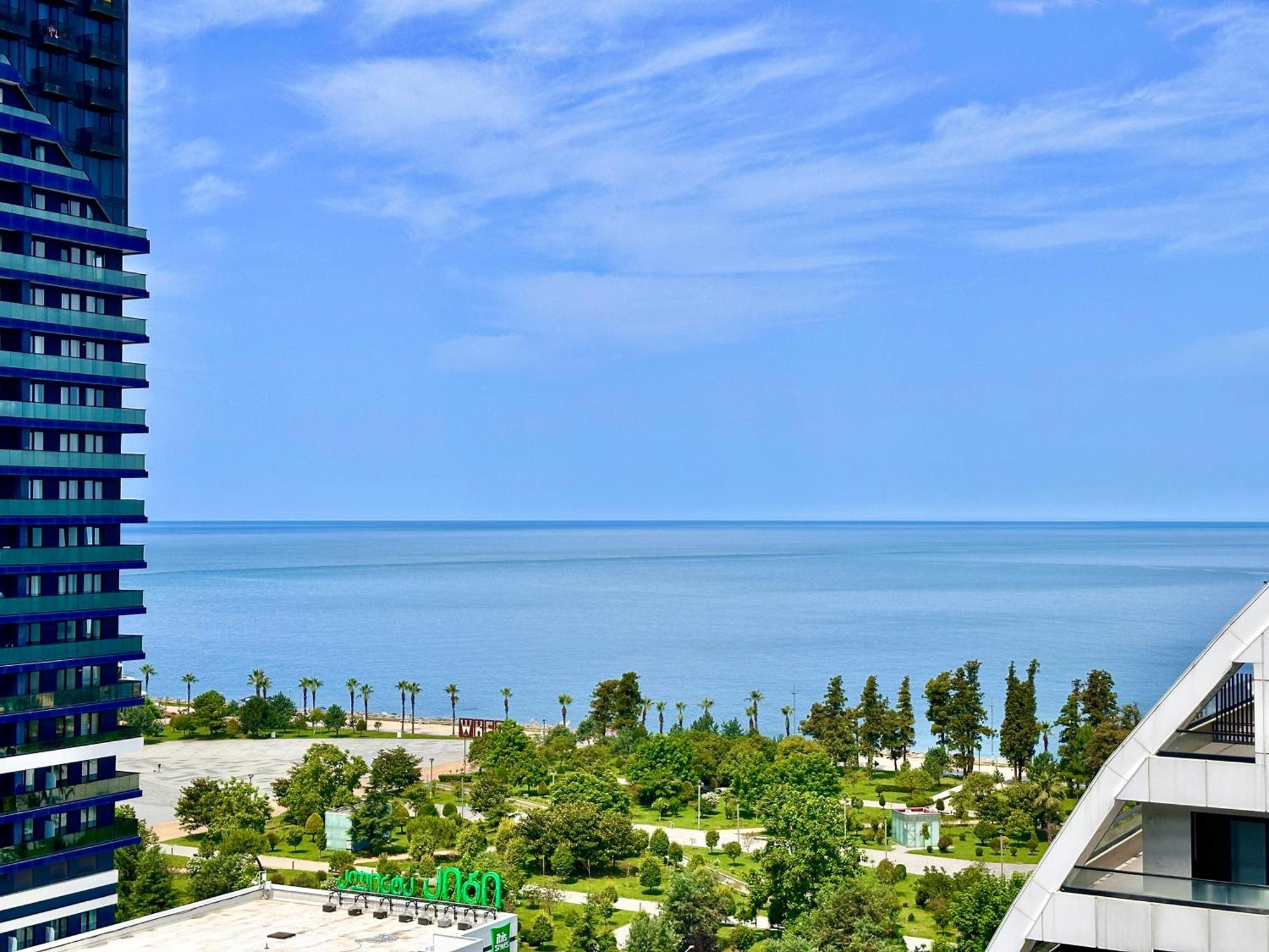 Batumi Boulevard Resort Extérieur photo